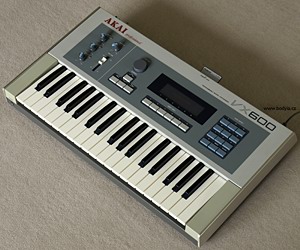 Akai VX600