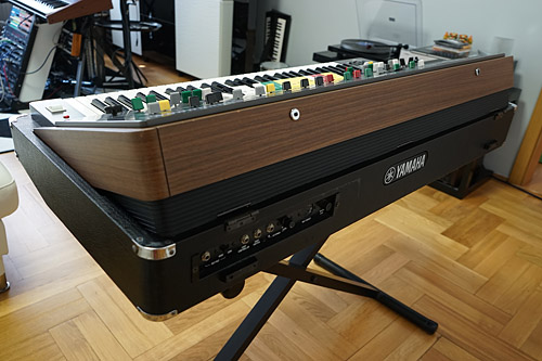 Yamaha CS-60 back