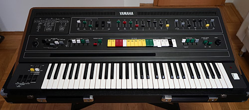 Yamaha CS-60 front 6000px