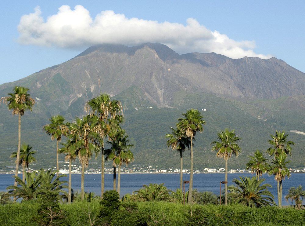 A opt Sakurajima