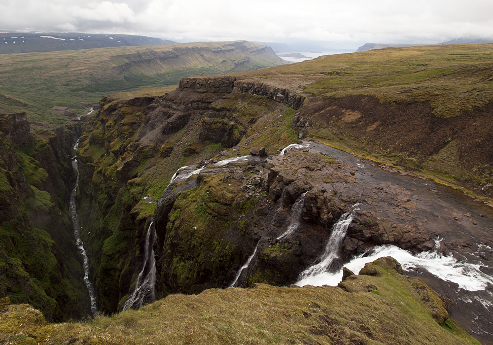 Vodopd Glymur, 200m vysok